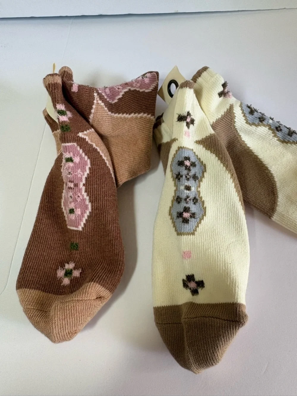 Set of 2 NWT Free People Super Short Raggedy Ankle Socks